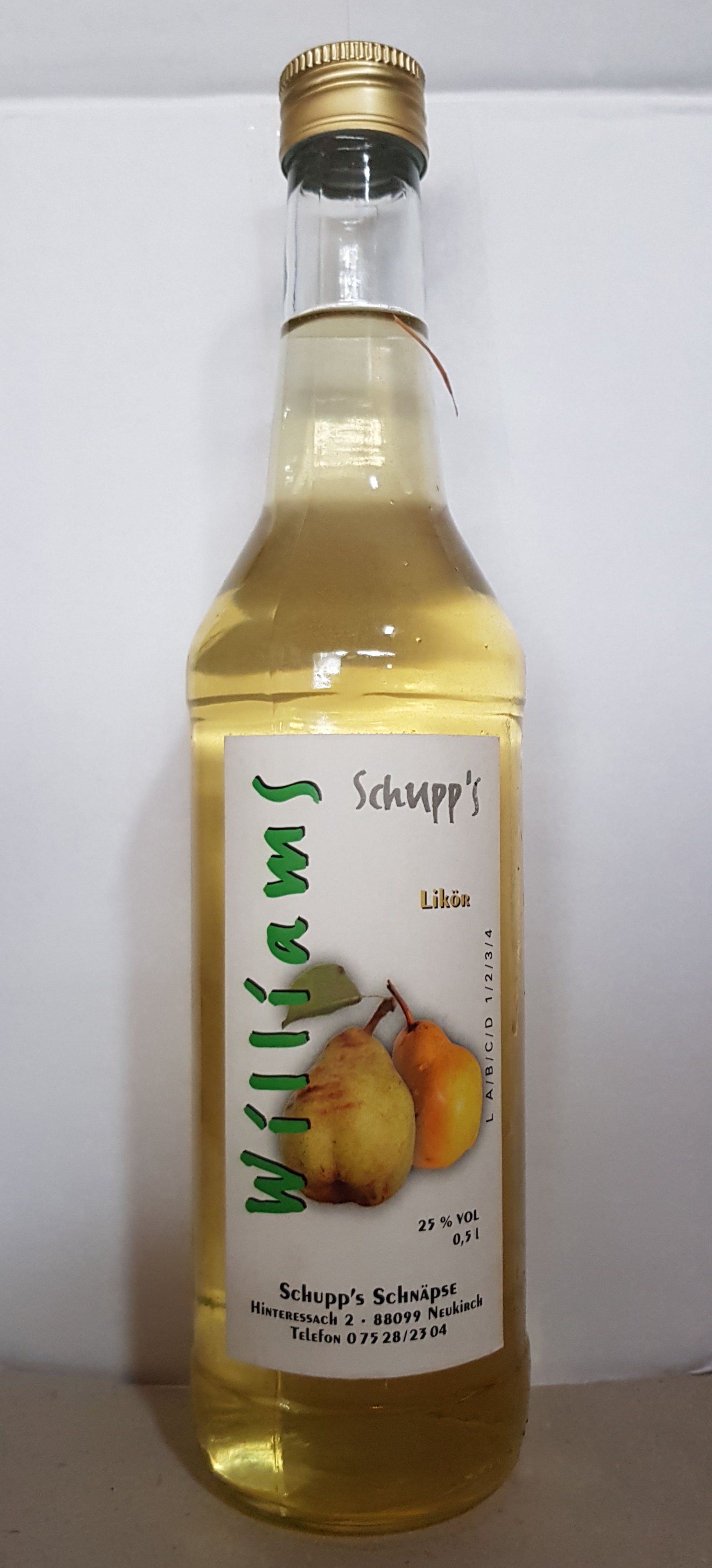 Wie Bekommt Man Eine Williamsbirne Aus Der Flasche Williams Birnen Likör | Spirituosen Volland